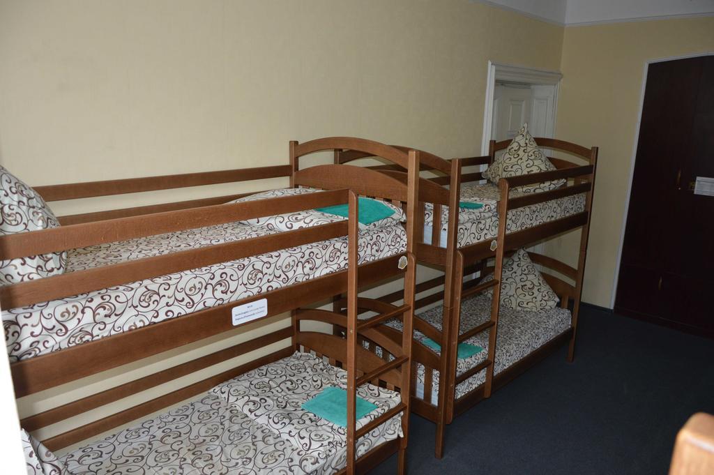 Lviv Lucky Hostel エクステリア 写真
