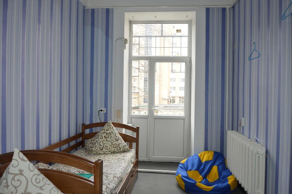 Lviv Lucky Hostel エクステリア 写真