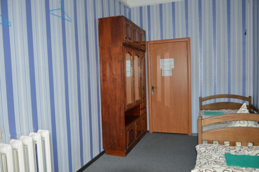 Lviv Lucky Hostel エクステリア 写真