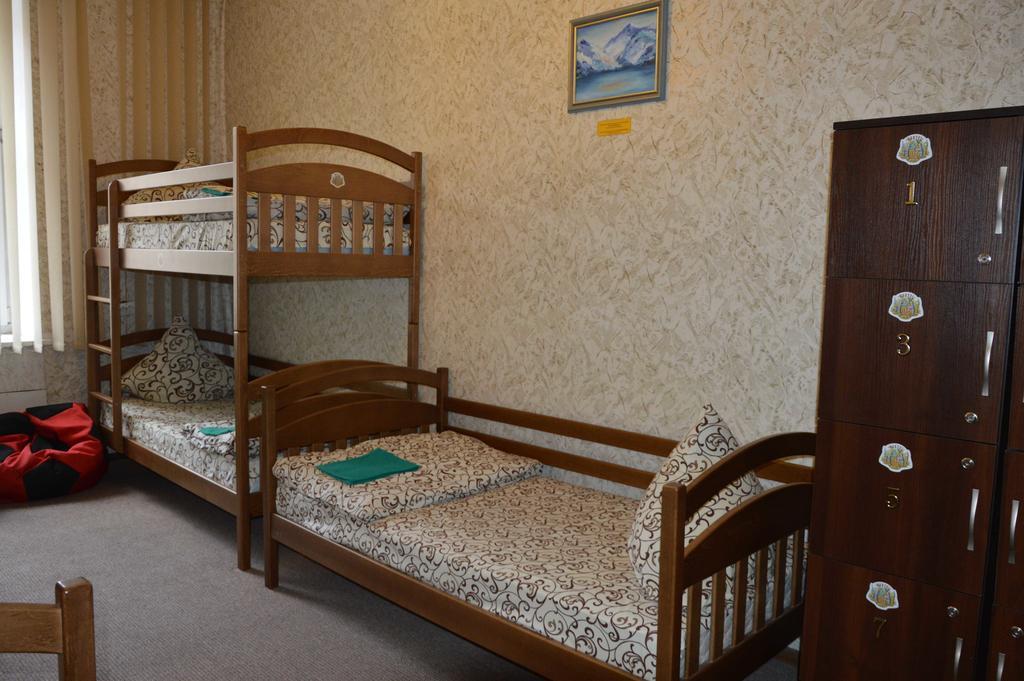 Lviv Lucky Hostel エクステリア 写真
