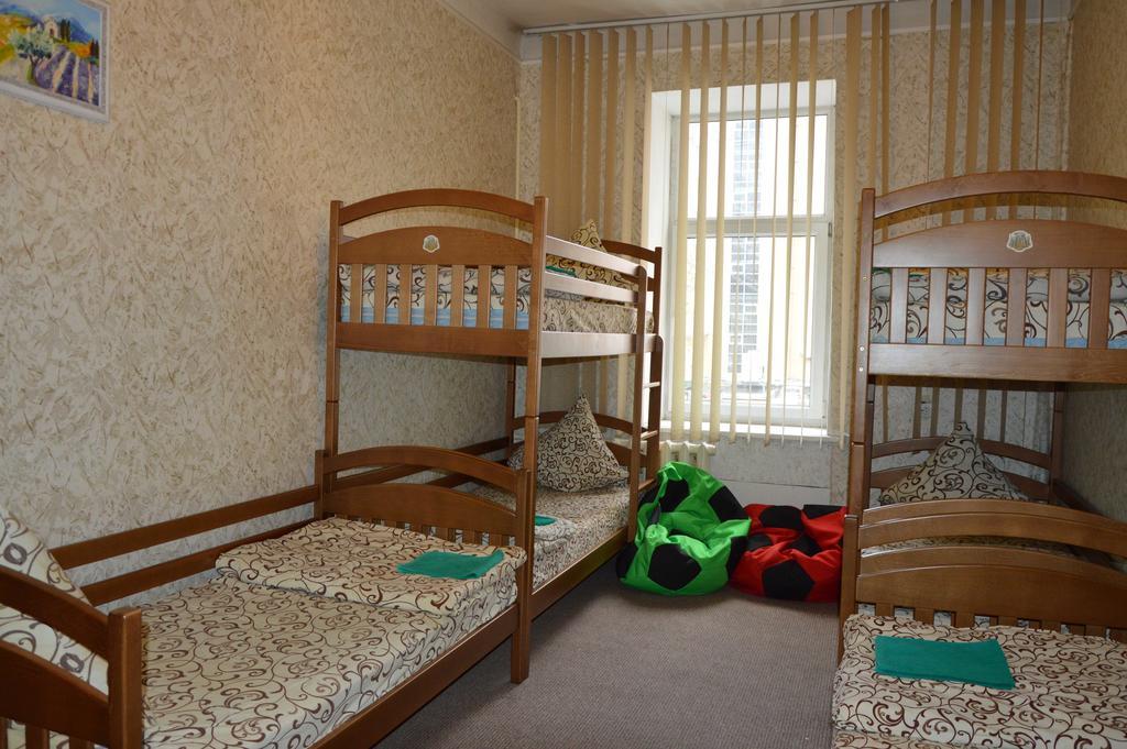 Lviv Lucky Hostel エクステリア 写真