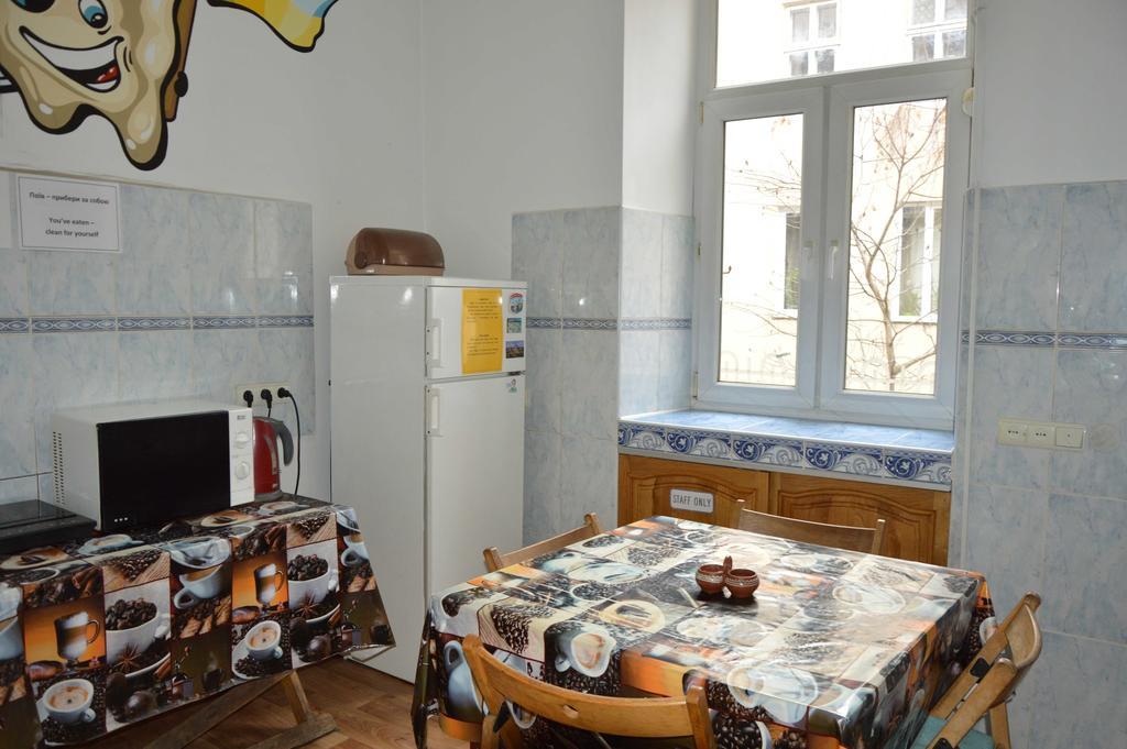 Lviv Lucky Hostel エクステリア 写真