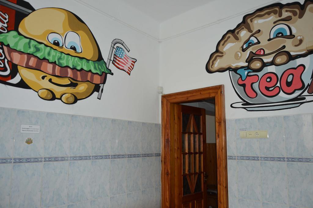 Lviv Lucky Hostel エクステリア 写真